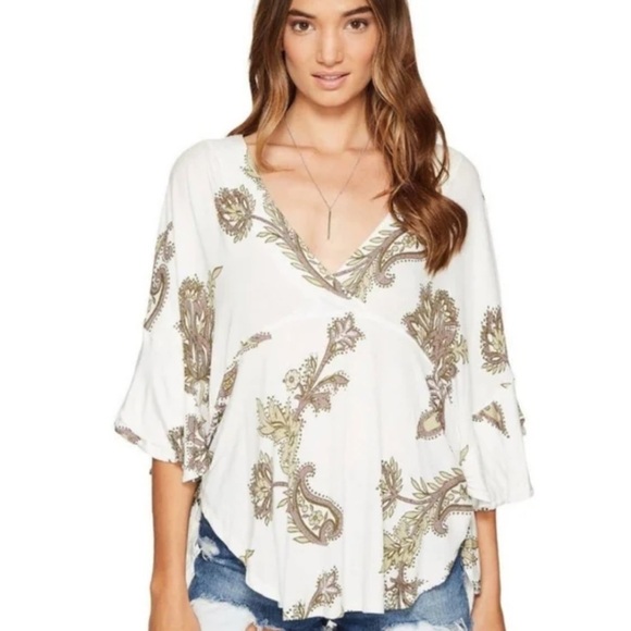 Free People Maui Wowie Palm Print Shirt Size S Surplice Neckline Poncho Sleeves - Picture 1 of 14